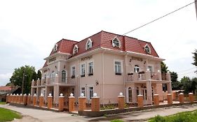 Отель Буржуа